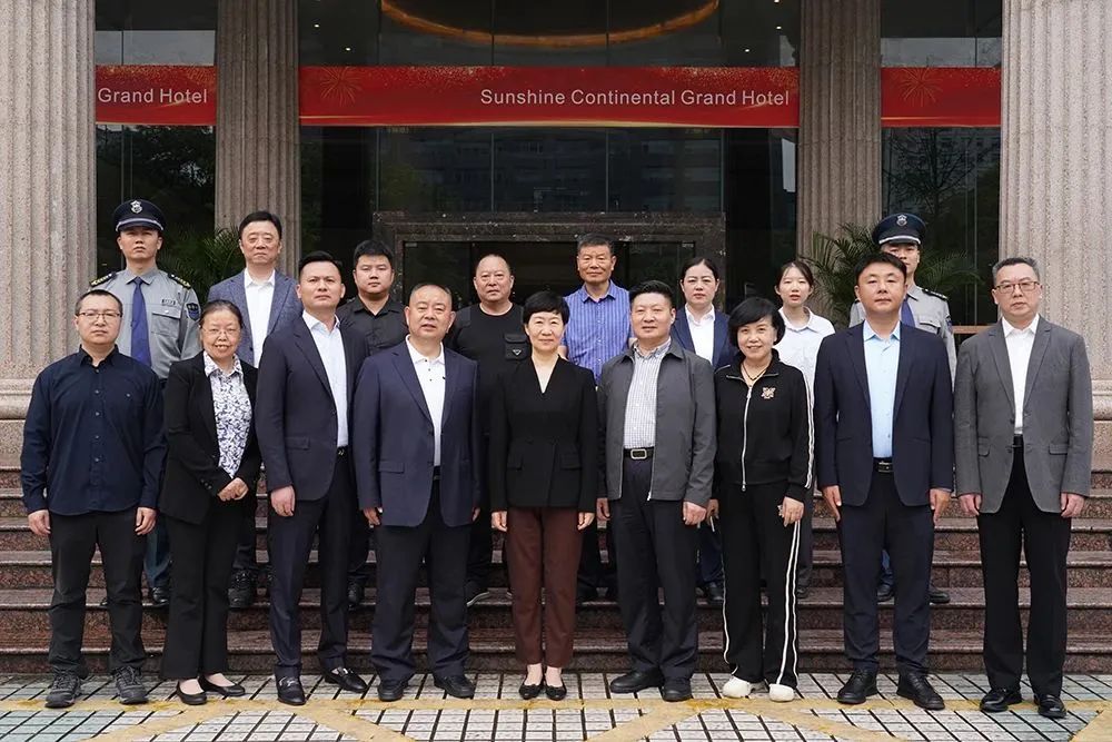 1716369205681815.jpg 640.jpg